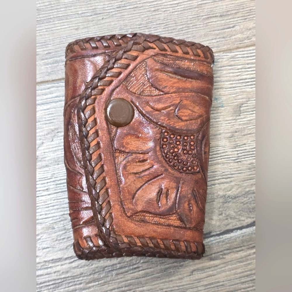 Vintage Hand Tooled 5 Key Cles Floral Leather Key Holder